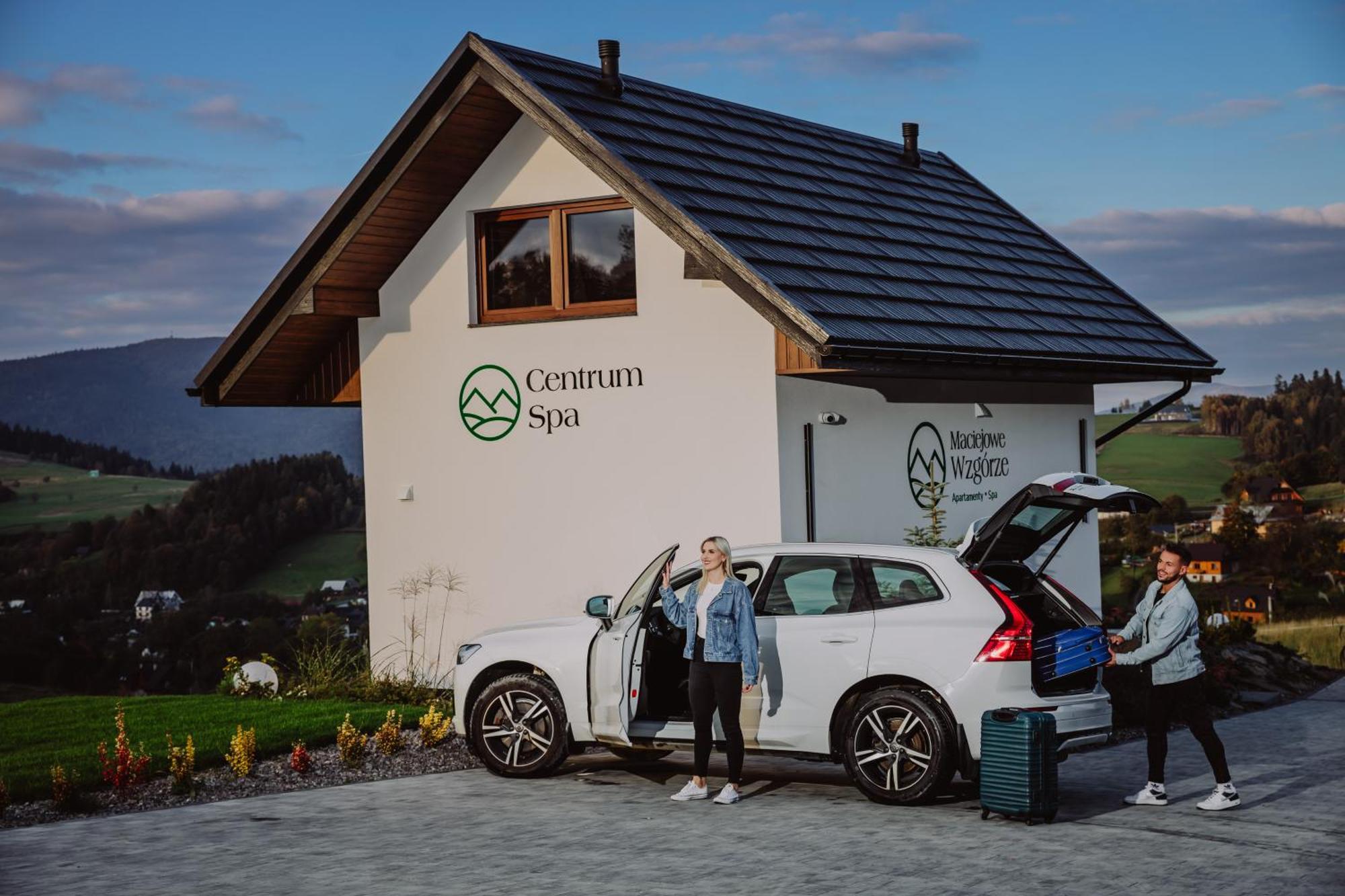 Maciejowe Wzgorze Domek Z Dwoma Niezaleznymi Apartamentami Ze Spa - Sauna, Jacuzzi, Teznia, Izba Solna I Solankowa, Balia Na Wylacznosc Z Hydromasazami 拉布卡 外观 照片