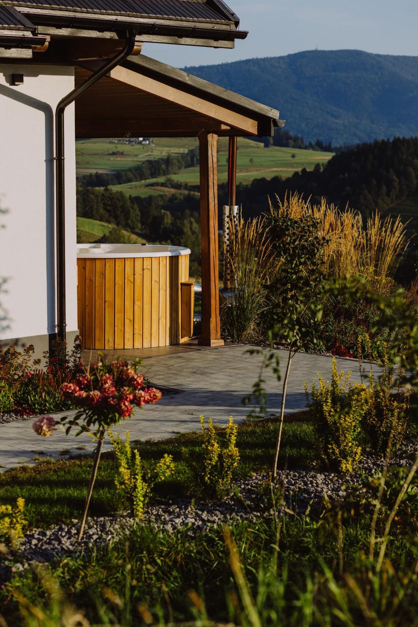 Maciejowe Wzgorze Domek Z Dwoma Niezaleznymi Apartamentami Ze Spa - Sauna, Jacuzzi, Teznia, Izba Solna I Solankowa, Balia Na Wylacznosc Z Hydromasazami 拉布卡 外观 照片